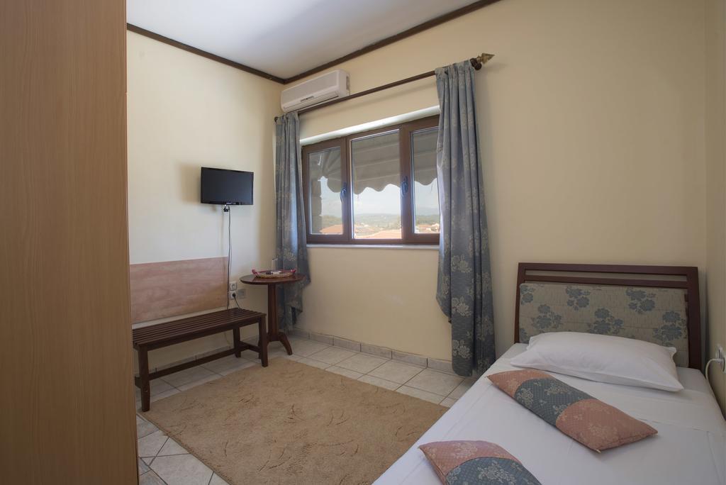 Methoni Beach Hotel Szoba fotó